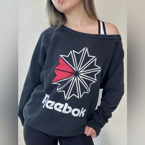 Reebok Women's Classic Graphic Black Sweatshirt, Medium